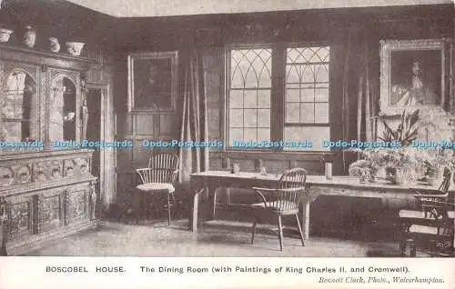 R236708 Boscobel Haus Das Esszimmer mit Gemälden von König Karl II und Cro