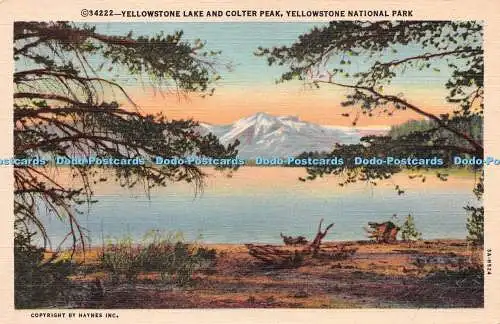 R236714 34222 Yellowstone Lake und Colter Peak Yellowstone Nationalpark Haynes