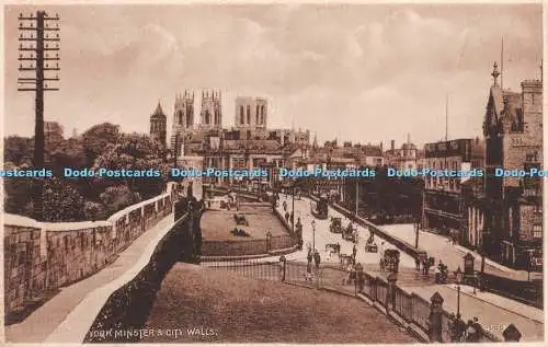 R243264 York Minster and City Walls 4539