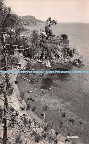R250683 La Corniche D oder Var Rochers et Calanques La Cigogne Andre Leconte 1958