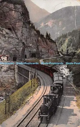 R251357 Ferrovia del S Gottardo Galleria spirale del Prato Photoglob Co 1909