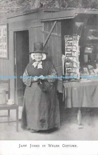 R252330 Jane Jones in walisischem Kostüm Postkarte