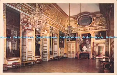 R254953 5 Chateau de Versailles Le Salon de lOEil de Boeuf Drager