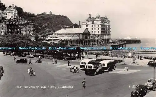 R256767 The Promenade and Pier Llandudno W5206 Valentines RP 1961