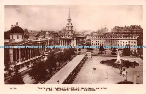 R257119 11758 Trafalgar Square zeigt National Gallery und St Martins Church Lo