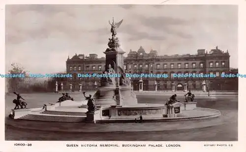 R261426 Queen Victoria Memorial Buckingham Palace London Rotary Photographic Ser