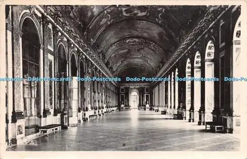 R267624 235 Versailles Le Palais La Galerie des Glaces The Palace Mirror Gallery