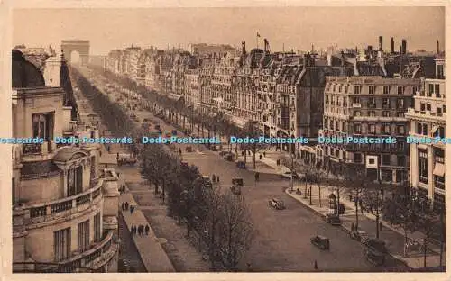 R267777 Paris en Flanant 279 Avenue des Champs Elysees Yvon