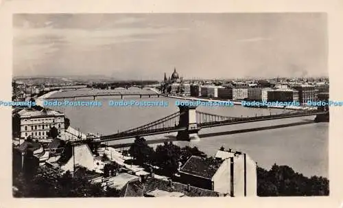 R268379 Budapest Dunai latkep Ala Kiadovallalata