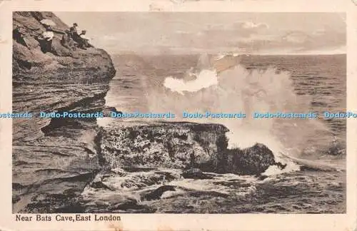 R268516 Near Bats Cave East London H and Co P E 1922