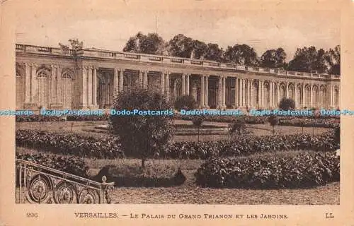 R274706 296 Versailles Le Palais du Grand Trianon et les Jardins LL Levy Fils