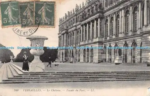 R274779 349 Versailles Le Chateau Facade du Parc LL