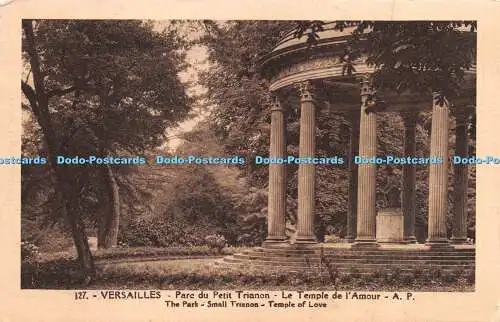 R275403 127 Versailles Der Park Kleiner Trianon Tempel der Liebe Parc du Petit Trian