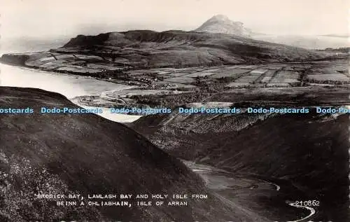 R275677 Brodick Bay Lamlash Bay und Holy Isle von Beinn a Chiliabhain Isle of A