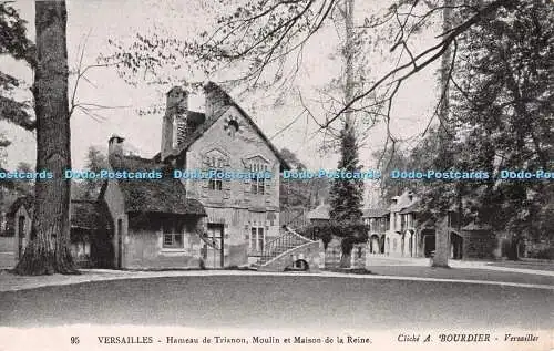 R274278 Versailles Hameau De Trianon Moulin Et Maison De La Reine Klischee A Bourd