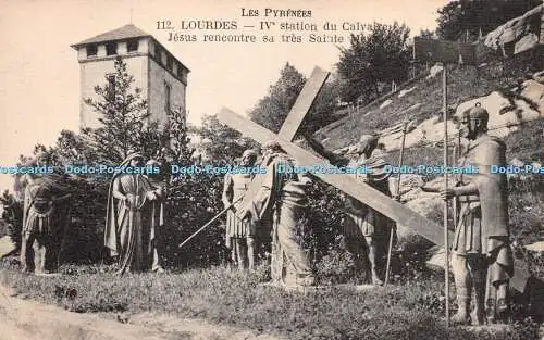 R282334 Les Pyrenees 112 Lourdes IVe station du Calvaire Jesus rencontre sa tres