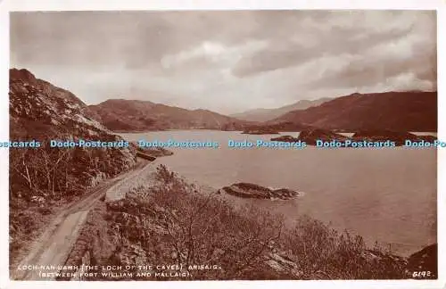 R282708 Loch Nan Uamh Das Loch der Höhlen entsteht zwischen Fort William und Mal