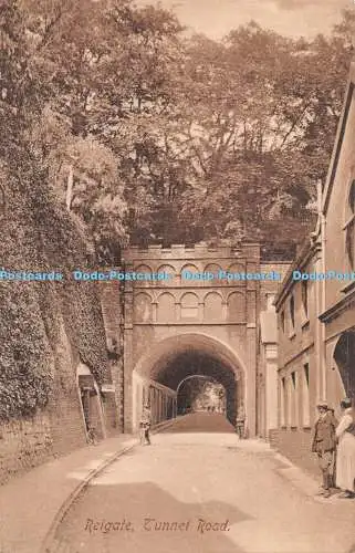 R284171 Reigate Tunnel Road F Frith No 61423 1921