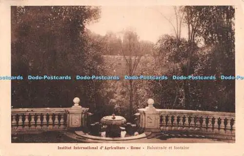 R279831 Rome Balustrade et fontaine Institut International d Agriculture Danesi