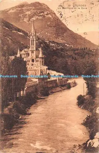 R284948 Lourdes La Basilique et le Gave C A P Alliance Catholique 1931