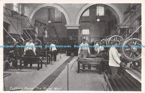 R290077 Cutting Room The Royal Mint