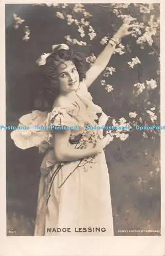 R289180 167 C Madge Lessing Rotary Photo