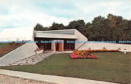 R289642 Ein Friedensdenkmal Eine Kapelle im Internationalen Friedensgarten an der Ma