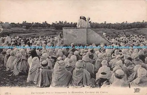 R293979 La Grande Priere terminant le Ramadan Lecture du Coran 522 T Neurdein Fr