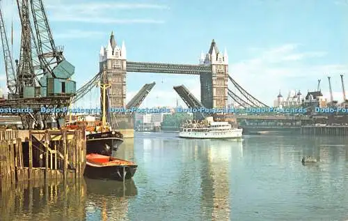 R289875 Tower Bridge London PT1019