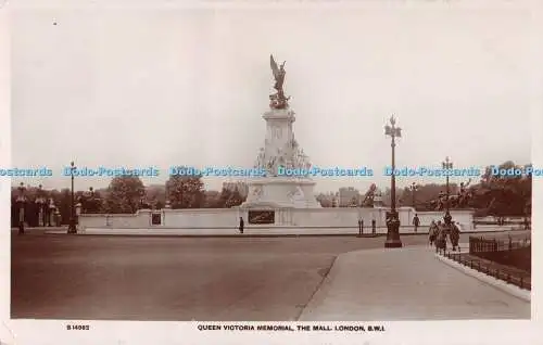 R292795 London S W I Queen Victoria Memorial The Mall Kingsway Echt Foto Serie