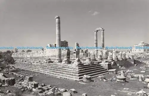 R297456 Der Tempel des Apollon Didyma Mustafa Turhanoglu