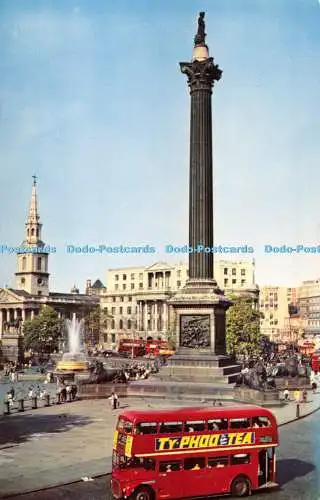 R301530 London Trafalgar Square Nelson Column and St Martin in the Fields