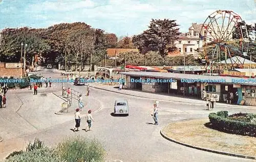 R303212 The Front Approach Hayling Island T 1773 Valchrome 1315 Style Postcard V