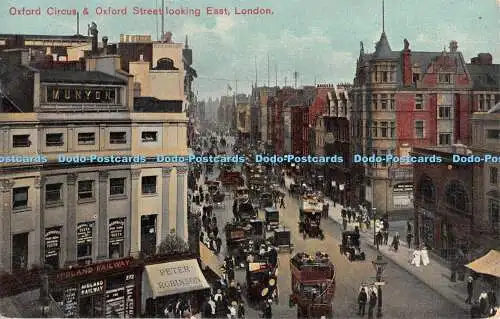 R305852 London Oxford Circus und Oxford Street Blick nach Osten W H S und S Aldwych