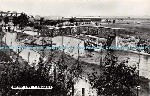 R312680 Bootfahren Lake Cleethorpes 19 Bamforth and Co LTD Holmfirth Yorks RP