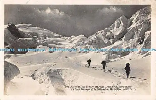 R313338 Chamonix Mont Blanc 251 Massif du Mont Blanc Le Petit et le Sommet du Mo