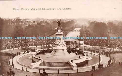 R313529 London Queen Victoria Memorial St James Park Valentine XL Serie RP 1912