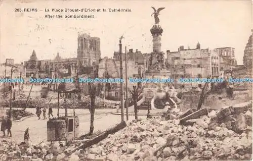 R320662 Reims La Place Drouet d Erlon et la Cathedrale After the bombardement 193