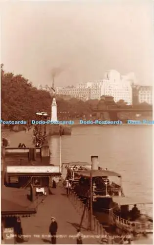 R322973 L 584 London The Embankment from Westminster Judges