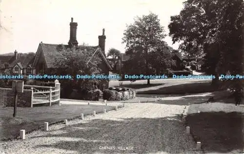 R321229 Chenies Village RP Postkarte 1974