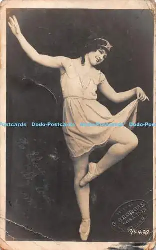 R323577 Frau Ballerina S Georges 0 4490 alte Fotografie Postkarte