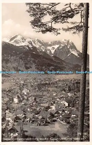 R323748 FZ 1402 Garmisch Partenkirchen gegen Zugspitzgruppe Foto Zentrale