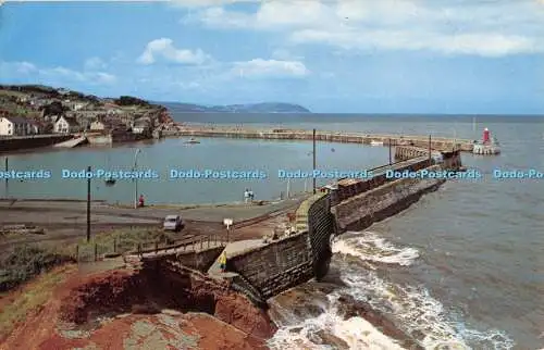 R330069 Watchet The Harbour Postkarte 1968