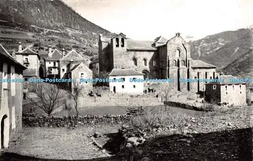 R327494 Siresa Pirineo Aragones Vista parcial Iglesia de San Pedro Monumento Nac