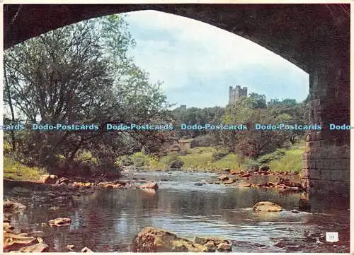 D015921 Richmond Castle von der Old Bridge. Swaledale. Yorkshire. Walter Scott.