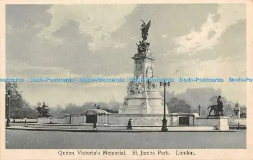 R330644 London St James Park Queen Victoria Memorial