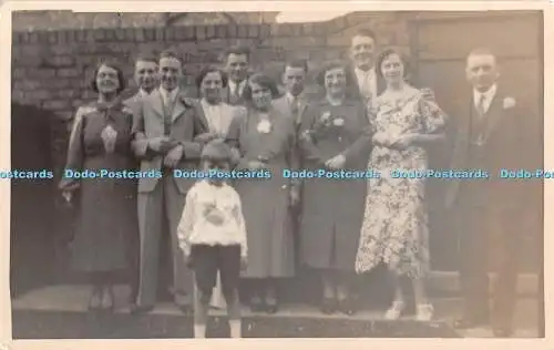 R332457 Menschen alte Fotografie Postkarte