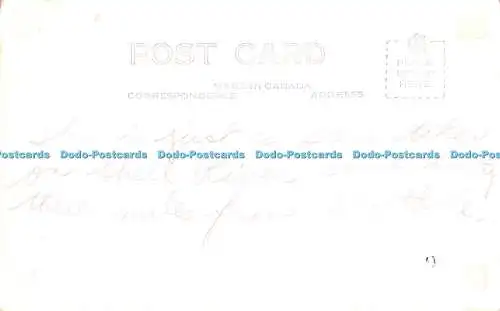 R330881 Shell River Postkarte