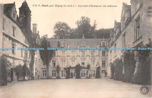 R333517 Usse par Rigny I et L La cour d honneur du chateau G B