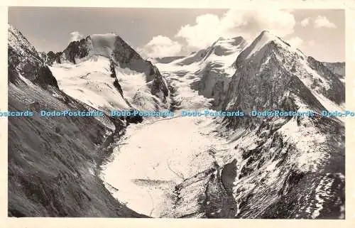 R332091 Blick von der Hohen Mut auf den Gaisberg Gletscher Otztal Tirol Lohmann